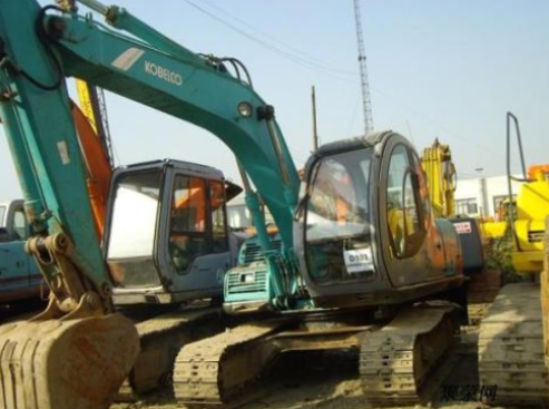 挖掘機陷車，你需要了解以下方法